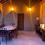 Maison Uzes Piscine Plein Sud Avec Superbe Vue 别墅