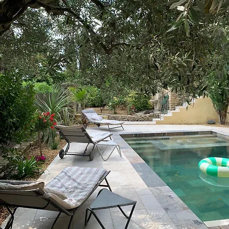Maison Uzes Piscine Plein Sud Avec Superbe Vue * Saint-Maximin (Gard)