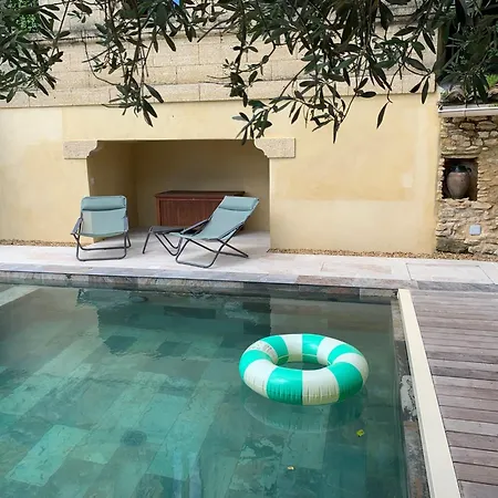 Maison Uzes Piscine Plein Sud Avec Superbe Vue