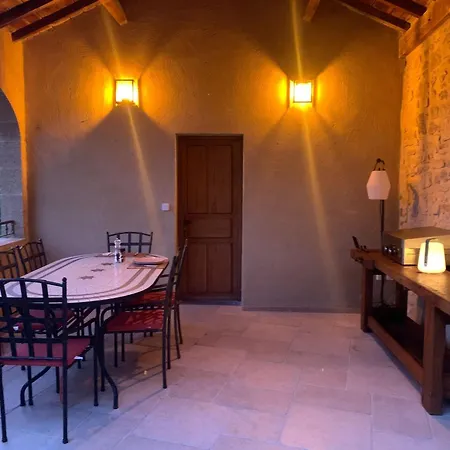 Maison Uzes Piscine Plein Sud Avec Superbe Vue Villa
